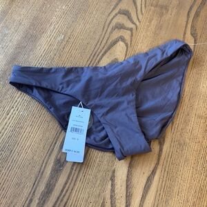 NWT $64 PILYQ Coco Basic Ruched Full Bikini Bottom.‎ Size Medium.
